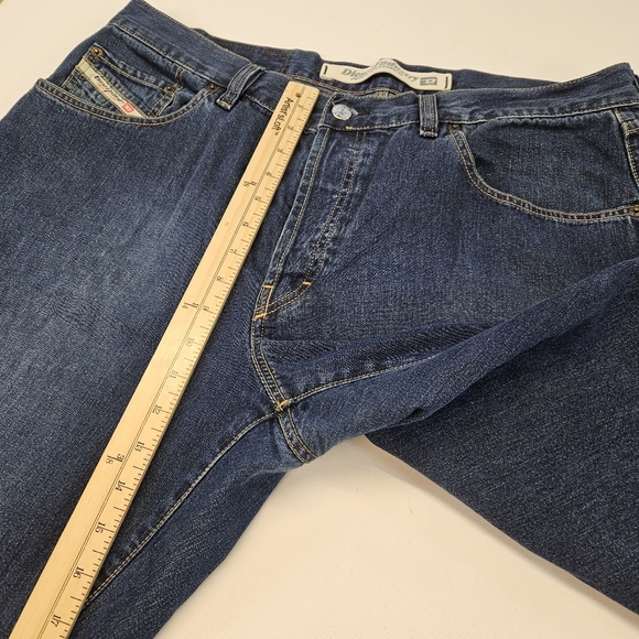Diesel Jeans Mens Size 40 Blue Straight Leg Denim Cotton Cheyenne - Picture 5 of 13